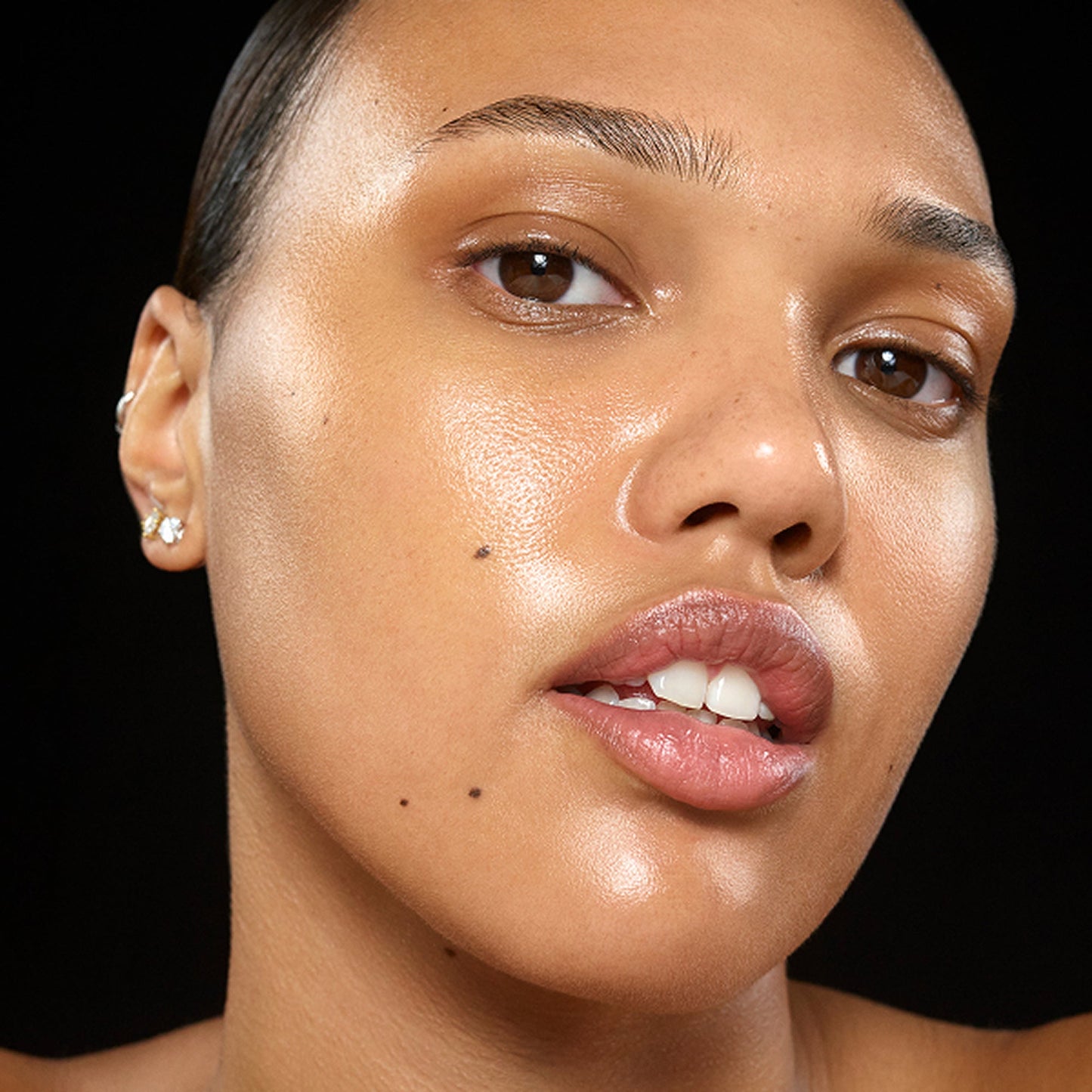 the-bestselling-intro-to-great-skin-z2 InsiderKit_UK_Model2_2000x2000_d49c66d7-afe9-44f8-93cf-038360f6f620.jpg